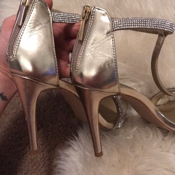 Steve Madden Heels, size 9. - Picture 6 of 7